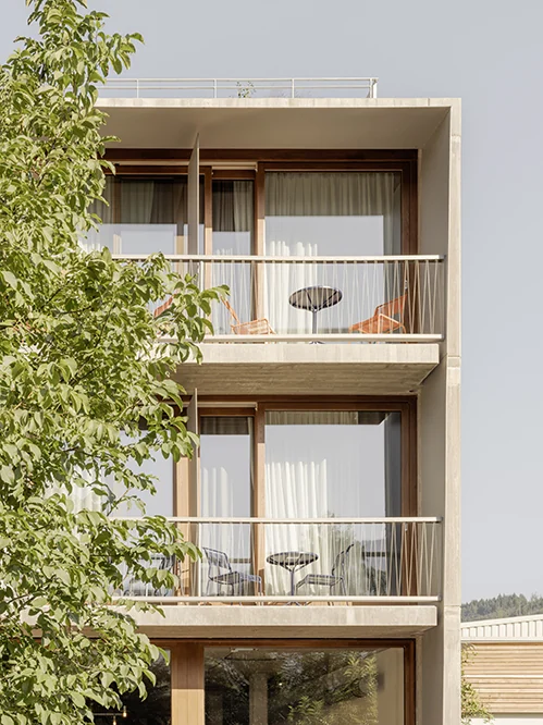 artbau hotel – bauart tagesbar